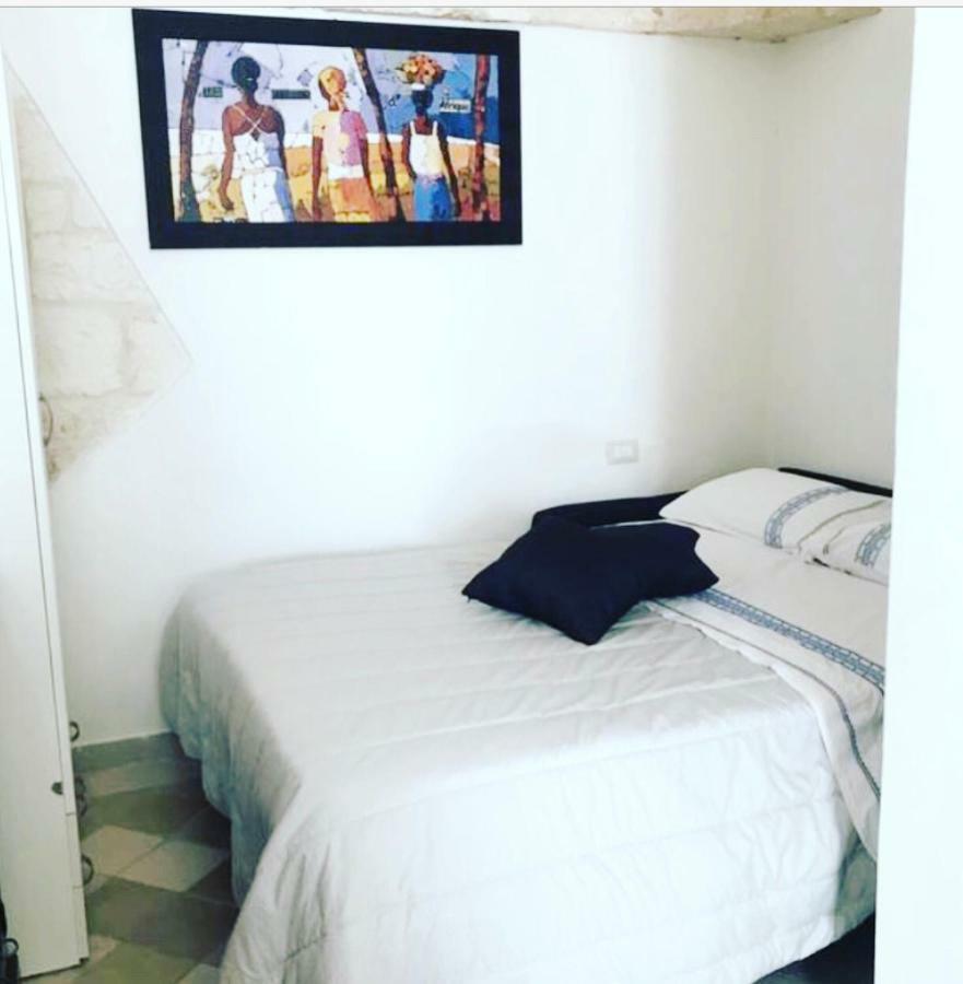 La Dimora Di Fra Apartment Ostuni Bagian luar foto